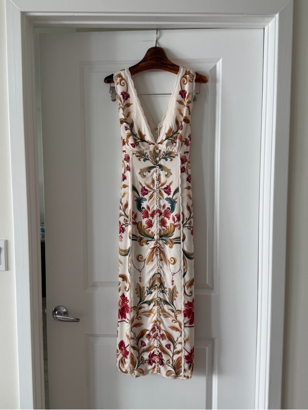 Farm Rio Royal Garden Print Sleeveless Satin Dress - Picture 4 of 11
